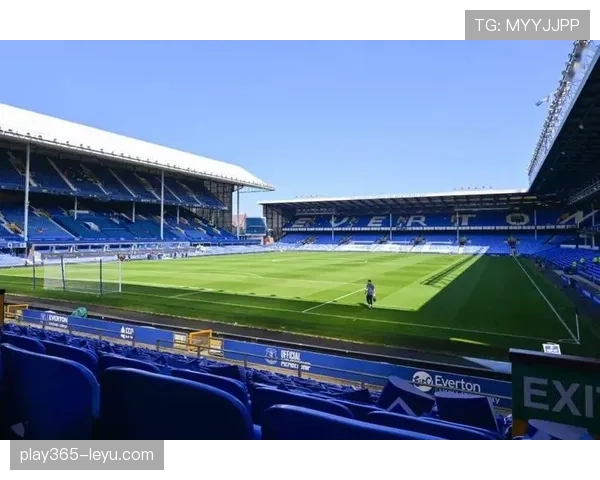 埃弗顿主场强势启航,古迪逊公园见证新赛季竞争力 埃弗顿主场强势启航,古迪逊公园见证新赛季竞争力