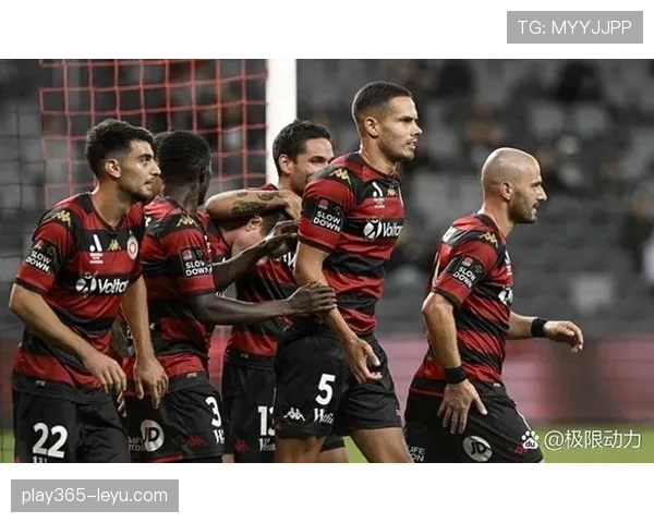 斯卡洛尼打造多层防线体系，战术布局成球队后防稳健关键